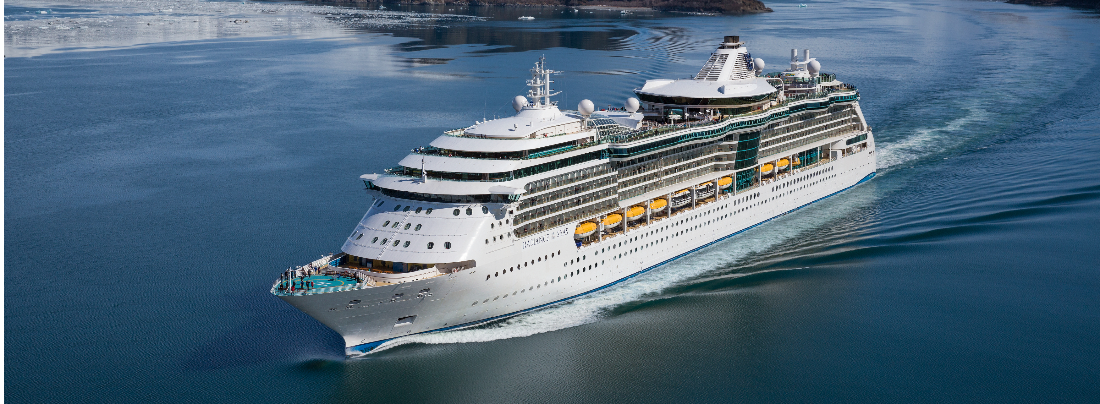 MyCruise Royal-Caribbean-Cruise-Line Radiance-of-the-Seas Offentlige-arealer Luftfoto4